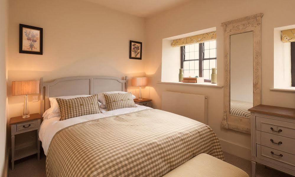 The Crown Hotel 4*